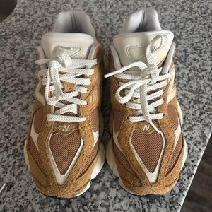 New Balance Tan and Cream Sneakers
